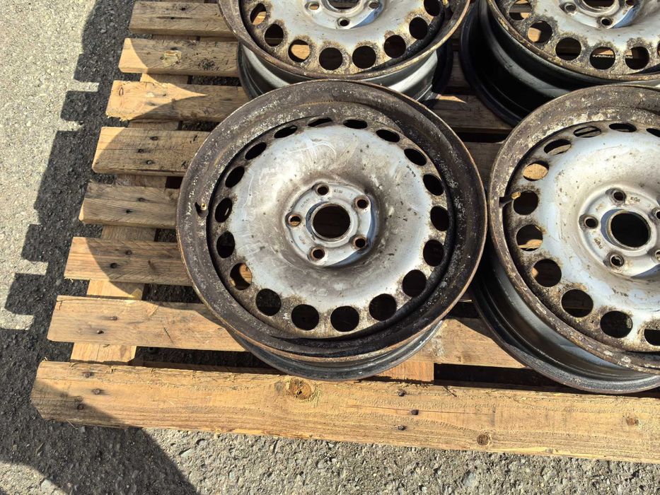 16 цола 5 х 112 мм Фолксваген Тигуан / Шаран / Сеат Алхамбра - ЕТ 33