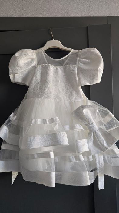 Продам праздничное платье