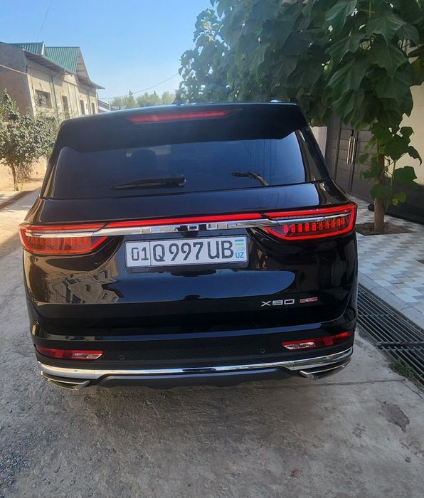 Продается Jetour x90 plus lacshri dubay