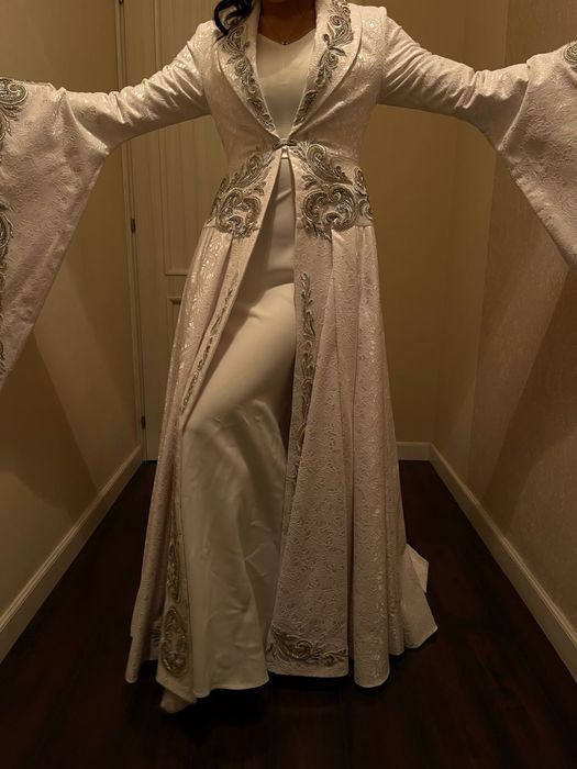 Продам свадебное платье