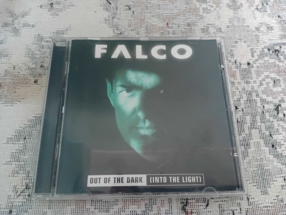 Vand CD muzica, Falco, album Out of the Dark