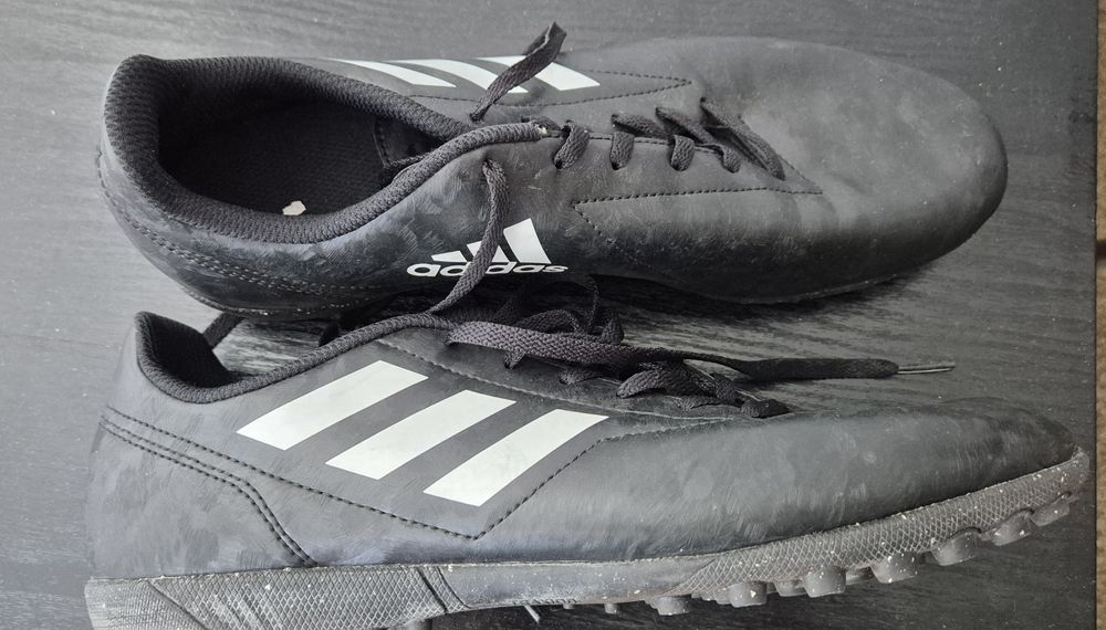 Pantofi/Ghete fotbal Adidas Conquisto II