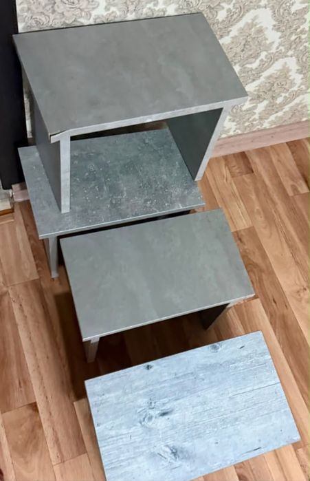 Продам стол стульями