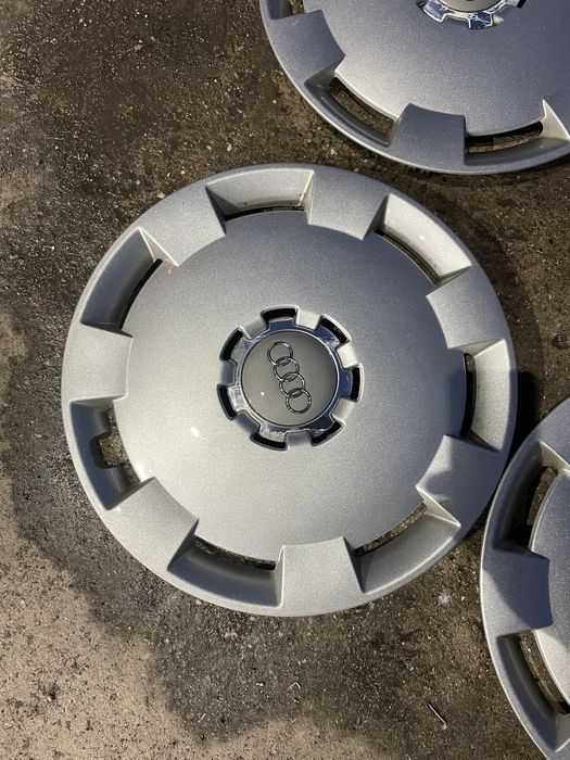 Оригинални тасове AUDI 16 цола