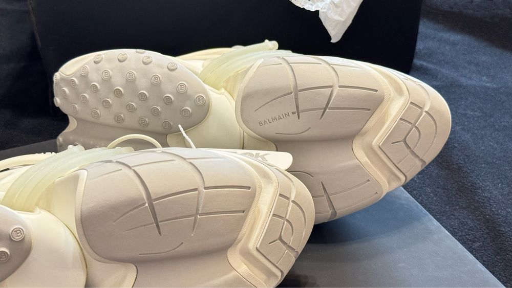 Balmain Unicorn Белые кроссовки