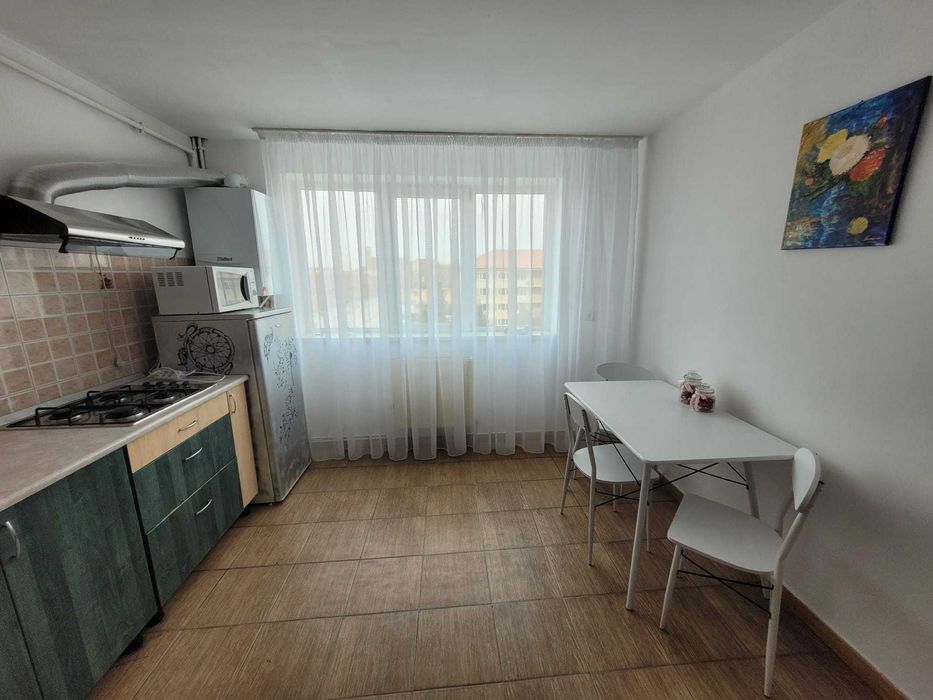 Apartament mansarda etaj 3 - proprietar
