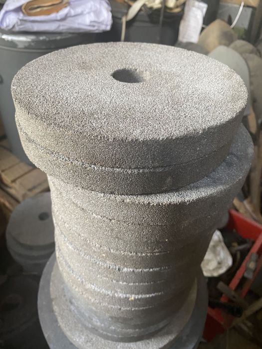 Круг точильный. Новый.