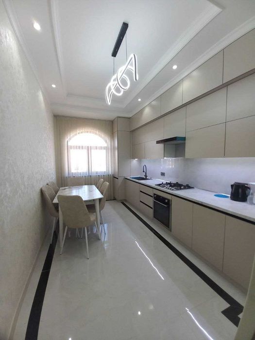 Ж/К Manzur 2комн/10/10, 73м2, Раздел, Евроремонт, кирпич. Ор-р: Сайрам