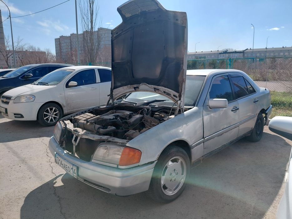 Мерс с 180 механика