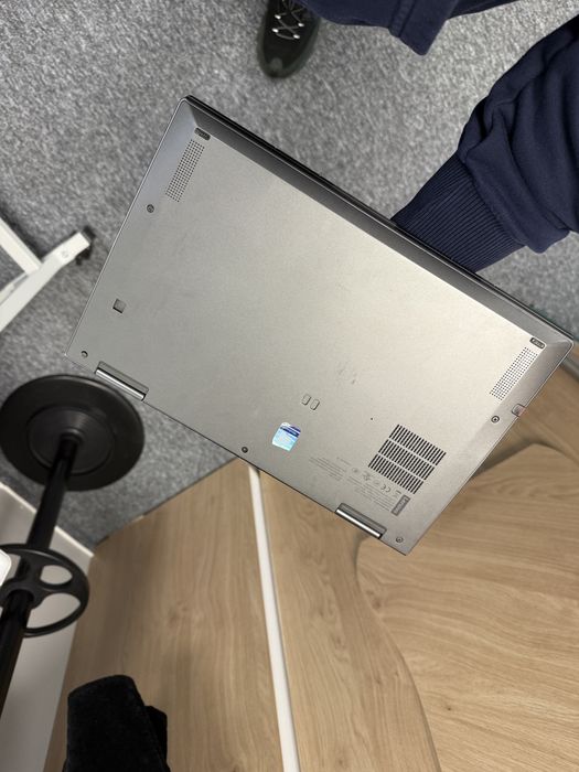 Lenovo ThinkPad TouchScreen 360° Yoga Gen 4 – 14” -i7 Procesor