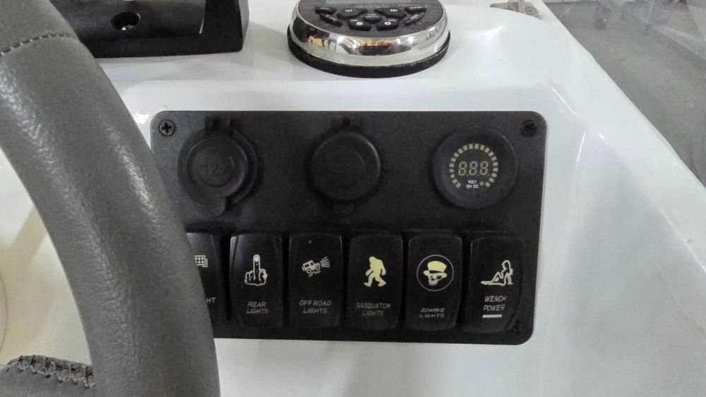 Лодка Gobbi 430 + ДВИГАТЕЛ + КОЛЕСАР