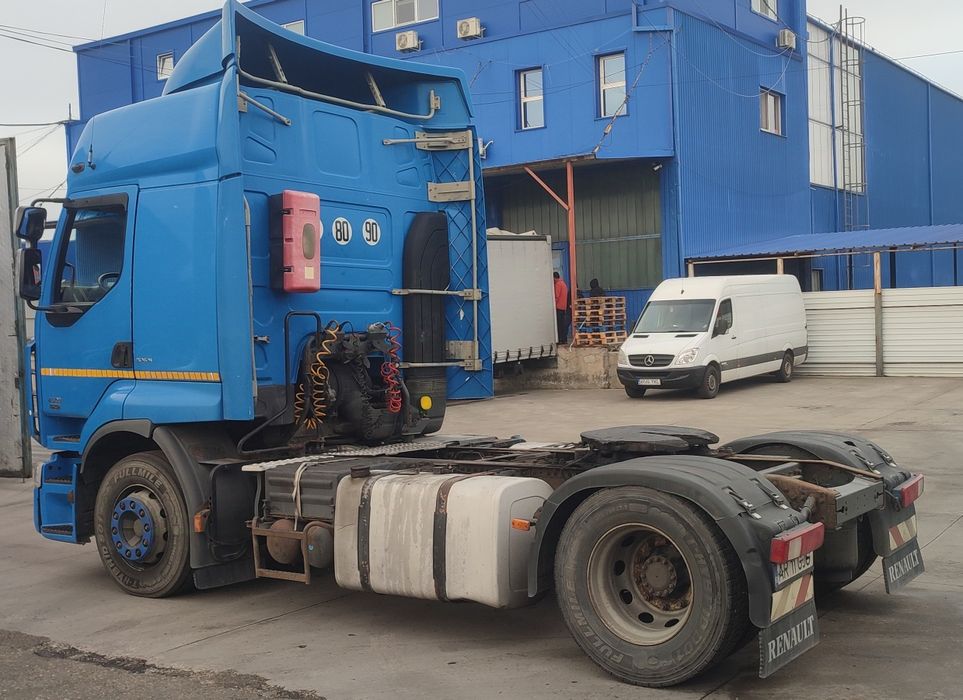 Vând sau dezmembrez Renault Premium 450 DXI Eueo5