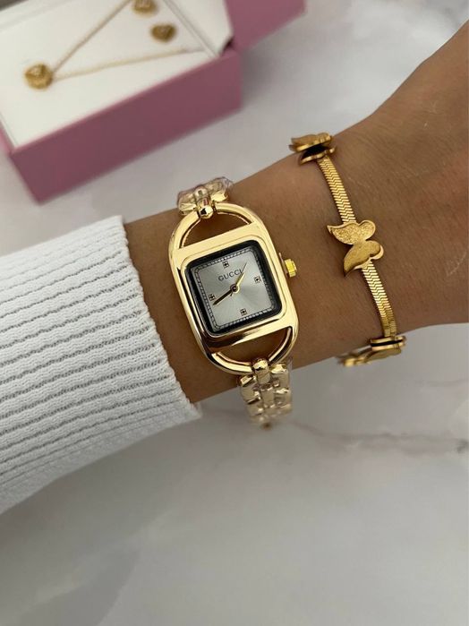 Комлект для девушки.Подарки девушкам.Часы девушке. Комплекты