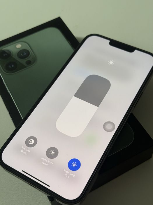 Айфон 13 Промакс в идеальном состояний