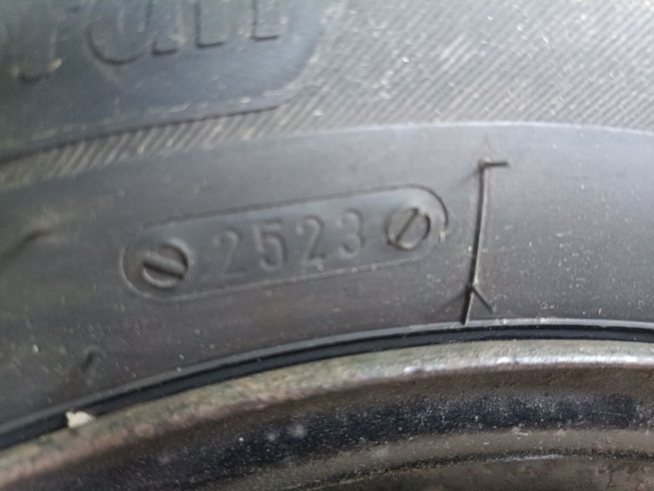 4бр.Гуми с джанти 175/65 R14 за Fiat Punto