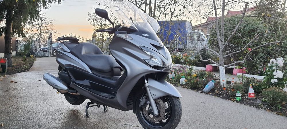 Yamaha majesty 400