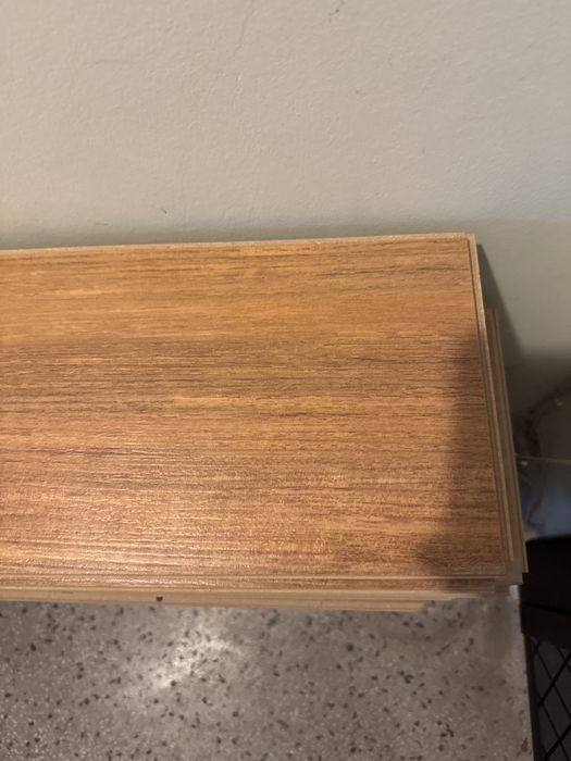 Запазен Ламинат 8 мм