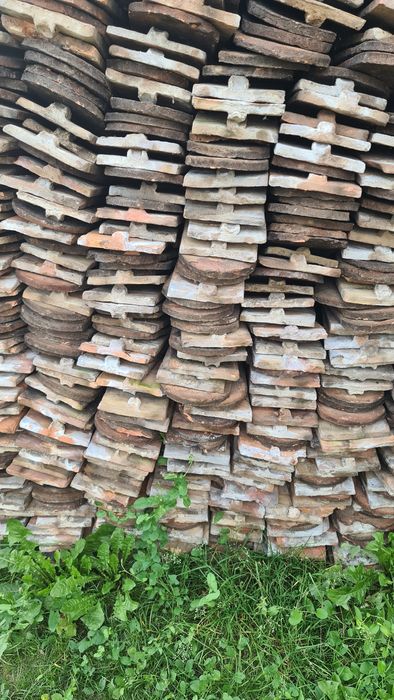 Vand tigla veche in stare buna