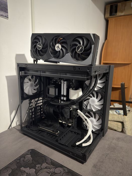 БАРТЕР!!! Видеокарта Gigabyte AORUS Rx 7900xtx 24GB