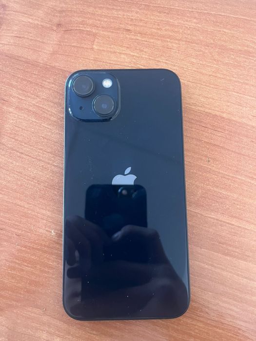 продам Iphone 13
