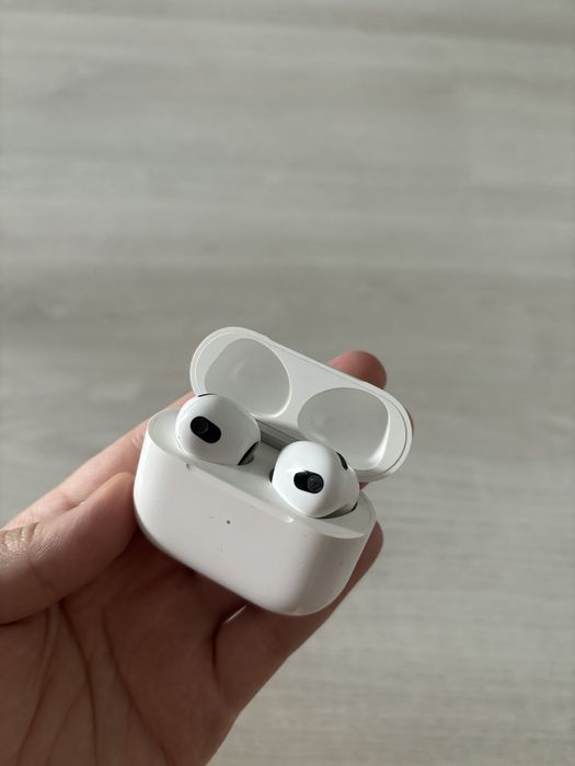 Airpods 3 продам срочно