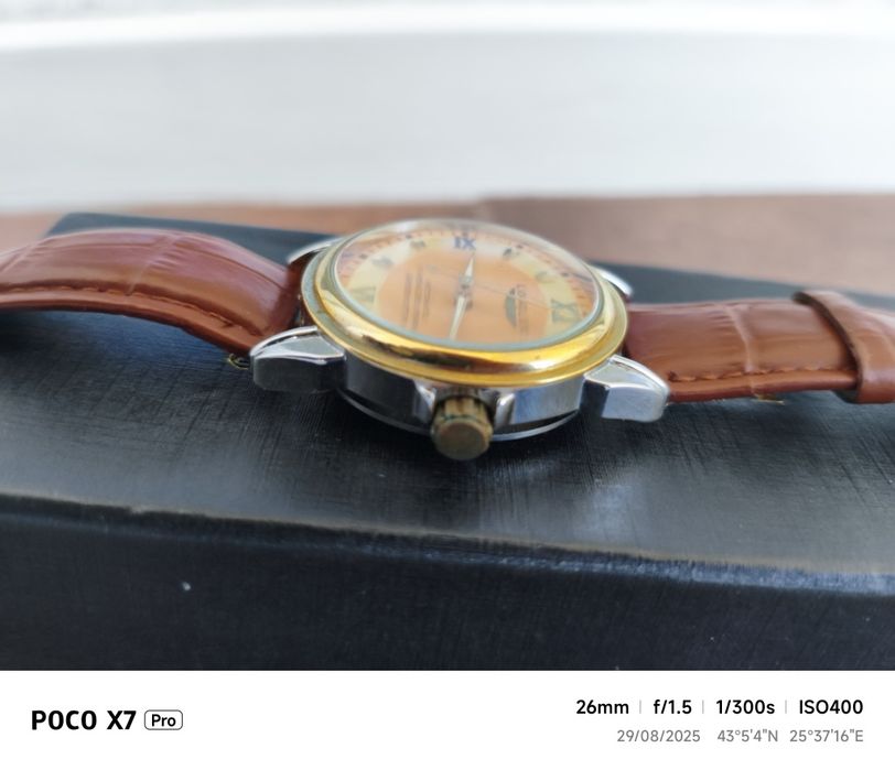 Longlux mechanical watch 3 ATM stainless steel 38 mm.