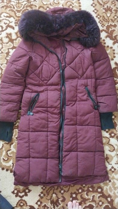 Бардовый куртка сатылады