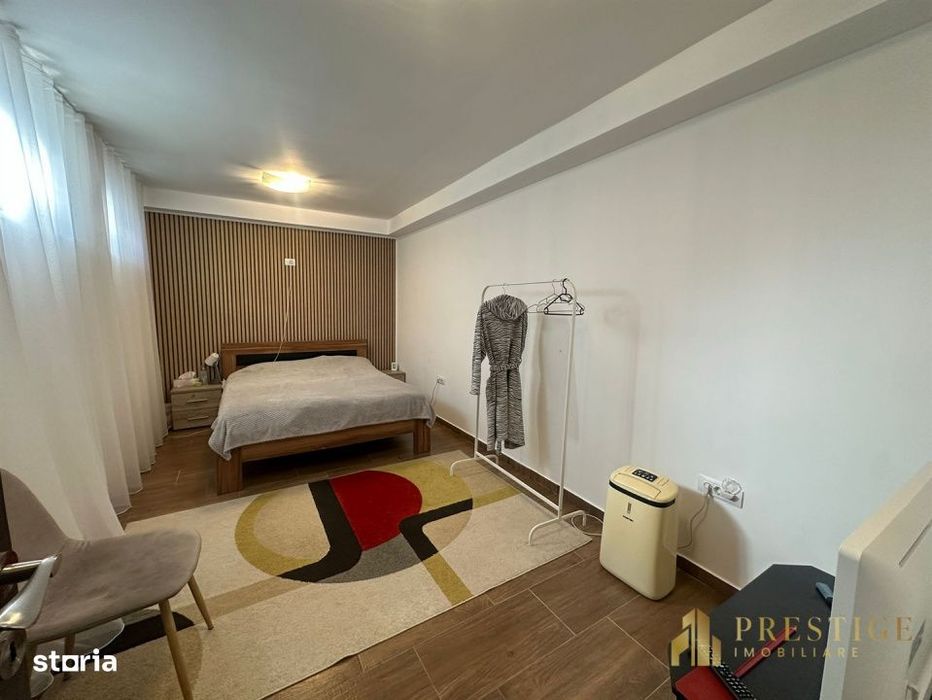 Casa moderna cu teren 1308 mp de vanzare pe str. Gh. Doja - Oradea