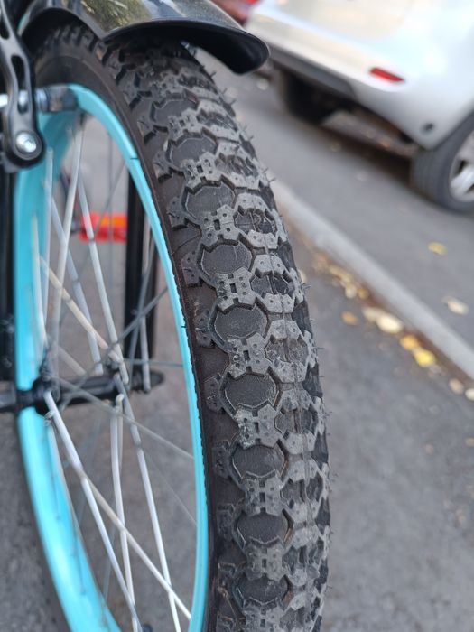 Детско колело с помощни колелета