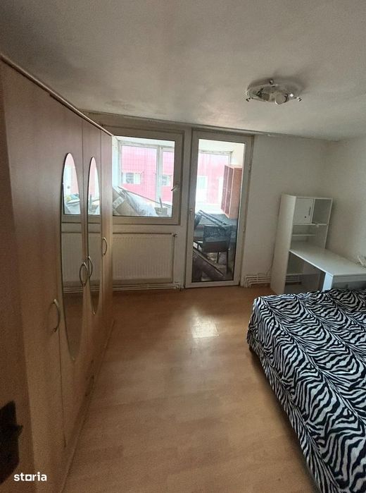 Apartament cu 2 camere decomandat - zona Mircea