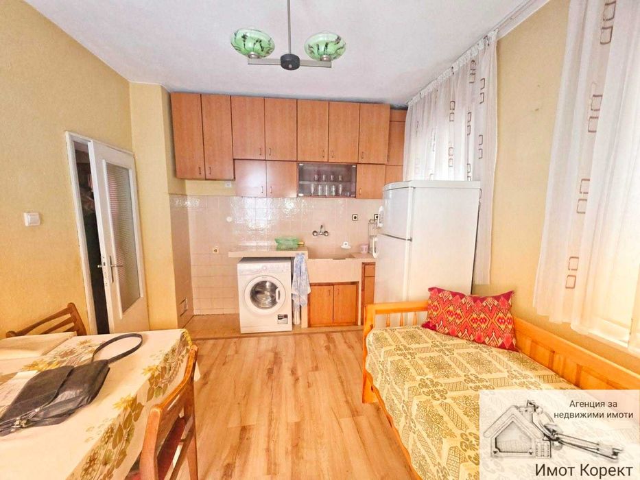 Продава се Етаж от къща в Асеновград - 140 кв.м за 802 €/кв.м - Снимка #4