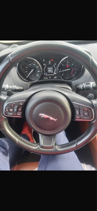 Vand  Jaguar XE Berlina