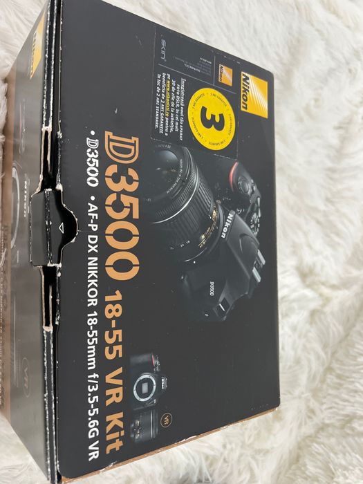 Aparat foto Nikon d3500