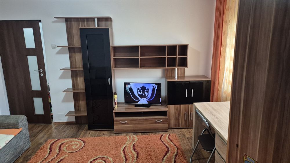 Vind apartament 2 camere