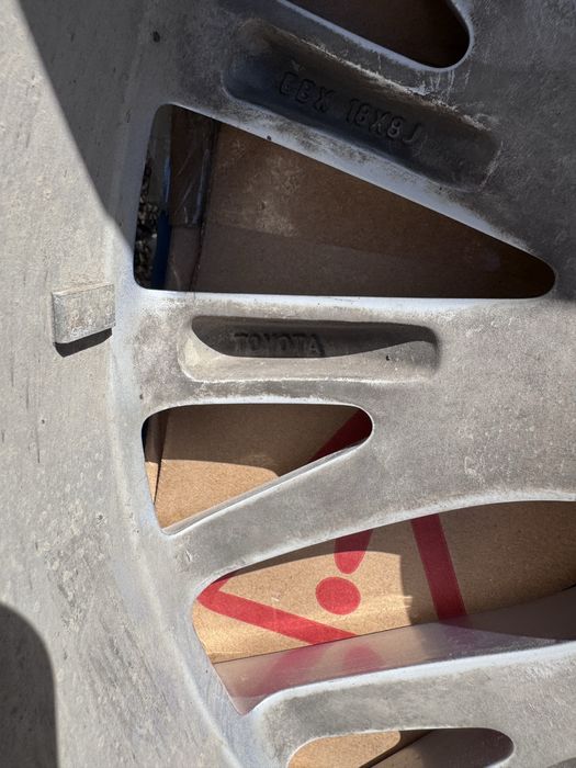 Диски от Камри 70   р18