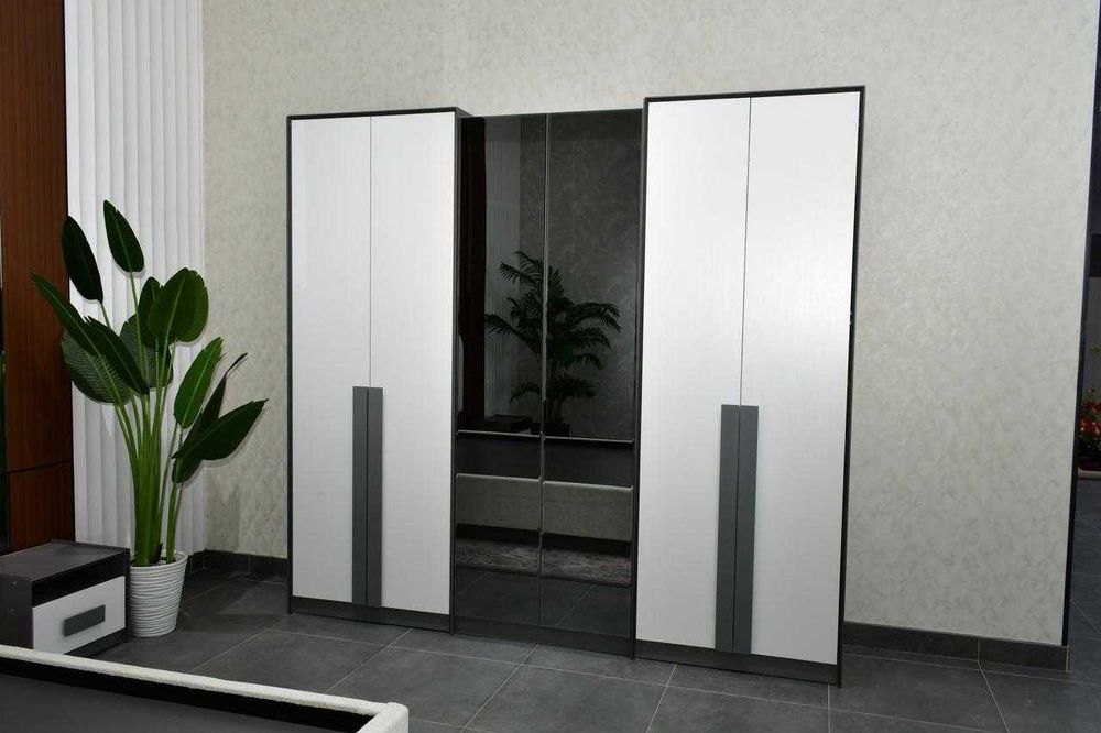 Спальные гарнитуры напрямую со склада