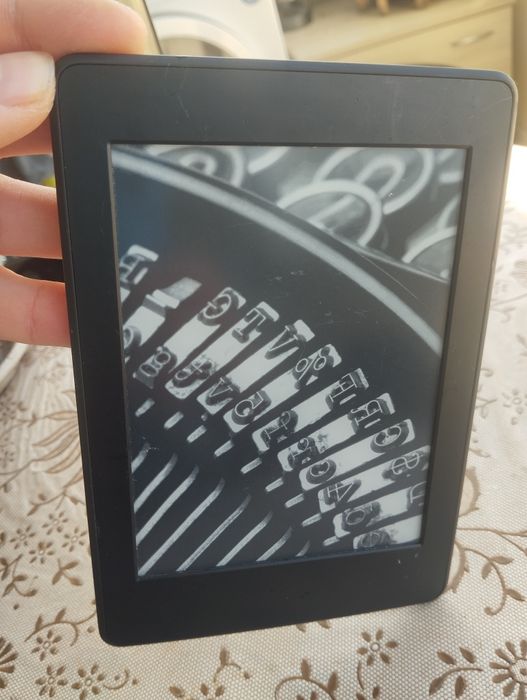 Електронна книга Kindle  DP75SDI