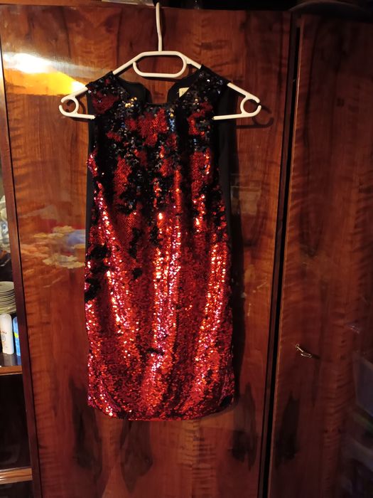 Rochita fetite eleganta!