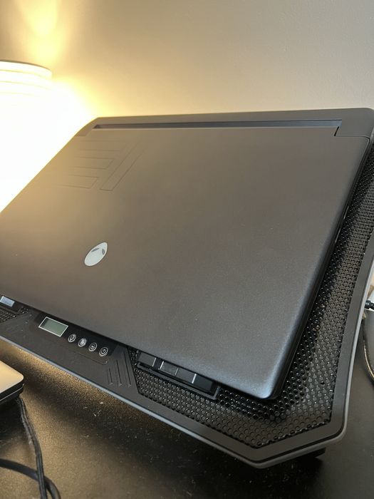 Laptop Dell Alienware M15 R5