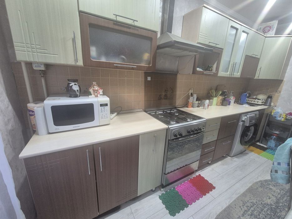 Продам кухонный гарнитур