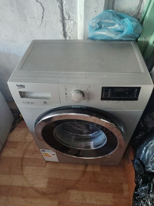 Продам стиральную машину