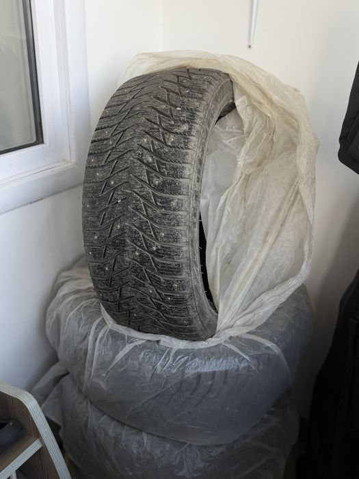 Продам шины зимние