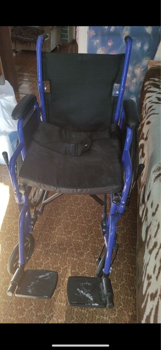 Инвалидная коляска