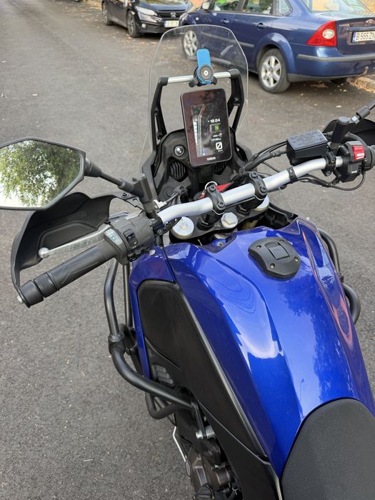 Tenere 700 an 2023, 12100km, crashbars, top case, scut motor, mansoane incalzite, priza usb, cric central