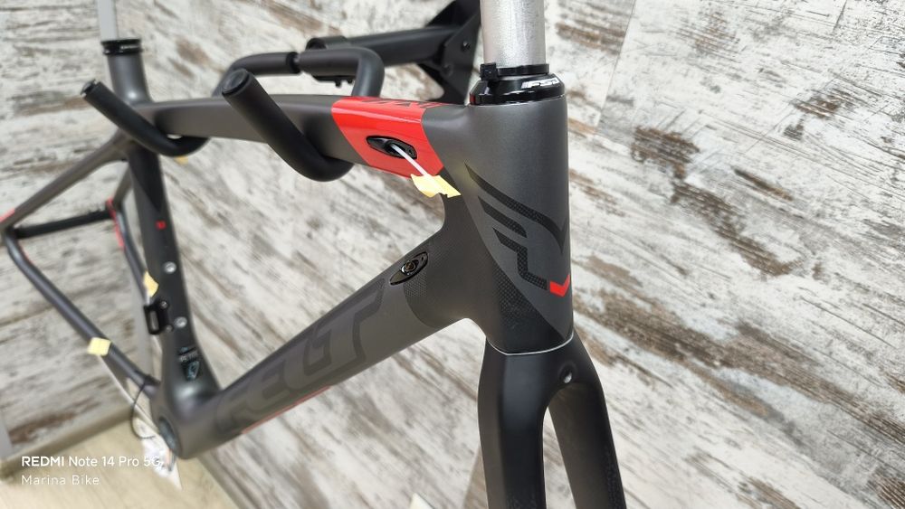 НОВА карбонова шосейна рамка Felt ZW2 Rim | 43 (XXS)