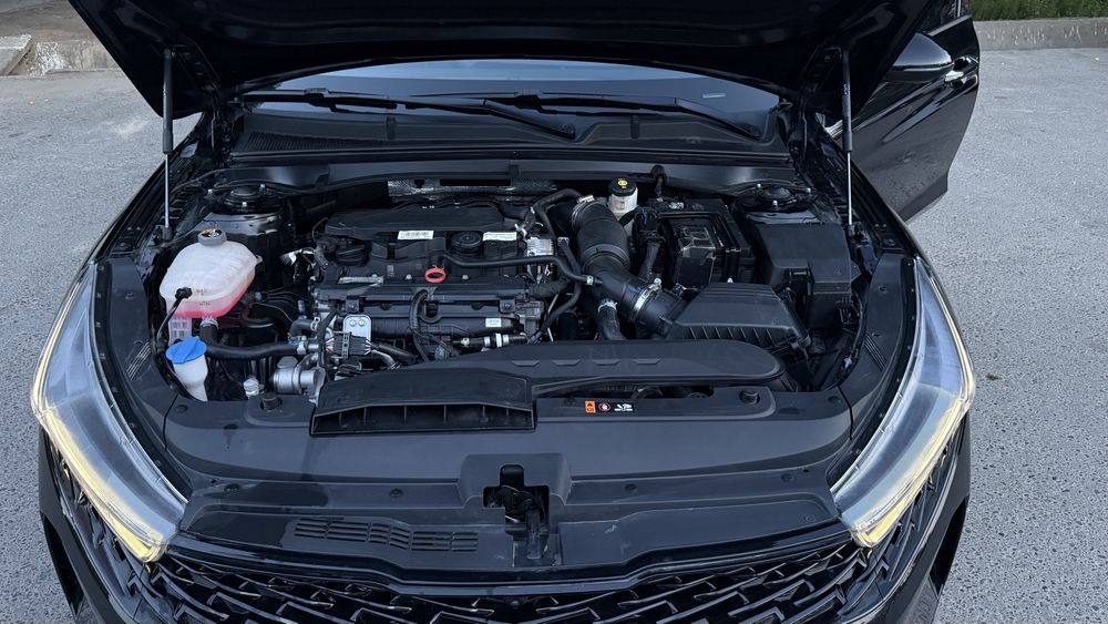 Kia K5 Eng ful pozitsiya
