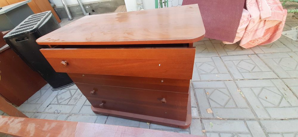 Mebil spalniyga va kuxniyaga