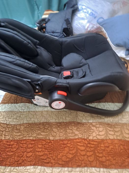 Продаётся автокресло