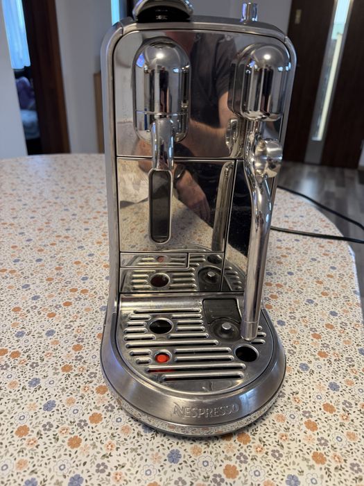 Nespresso Creatista Plus