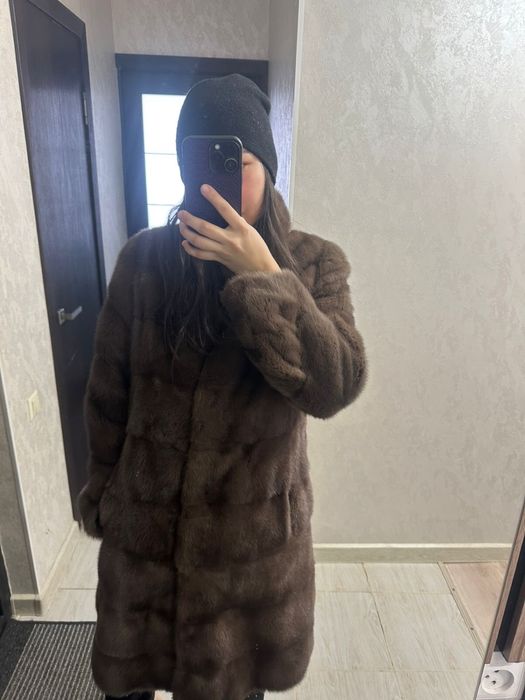 Продам норковую шубу